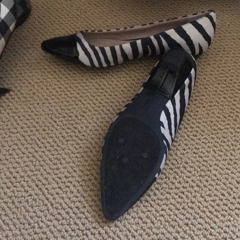 Shoes - Picture 4 of 4